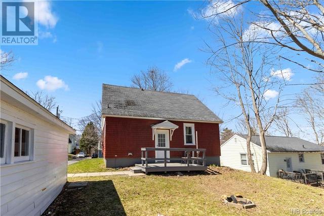 664 Mitchell Street, House detached with 5 bedrooms, 2 bathrooms and null parking in Fredericton NB | Image 33