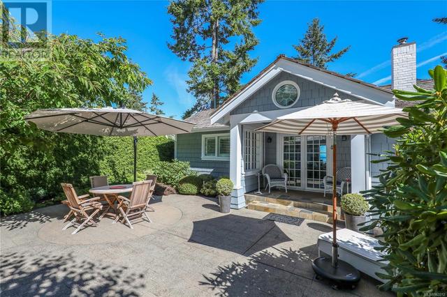 1281 Point Mercer Dr, House detached with 4 bedrooms, 4 bathrooms and 3 parking in Qualicum Beach BC | Image 41