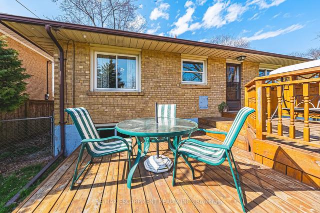 5432 Stratton Rd, House detached with 3 bedrooms, 2 bathrooms and 4 parking in Burlington ON | Image 24