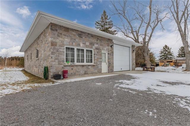 484 Centreline Road Rd, House detached with 4 bedrooms, 2 bathrooms and 20 parking in Kawartha Lakes ON | Image 22