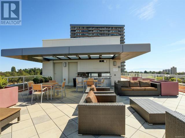 COMMON ROOF TOP AREA FOR DINING | Image 51