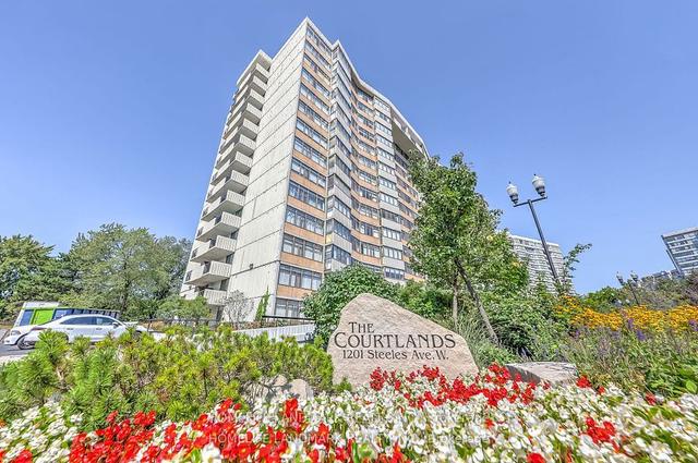 402 - 1201 Steeles Ave W, Condo with 2 bedrooms, 2 bathrooms and 1 parking in Toronto ON | Image 1