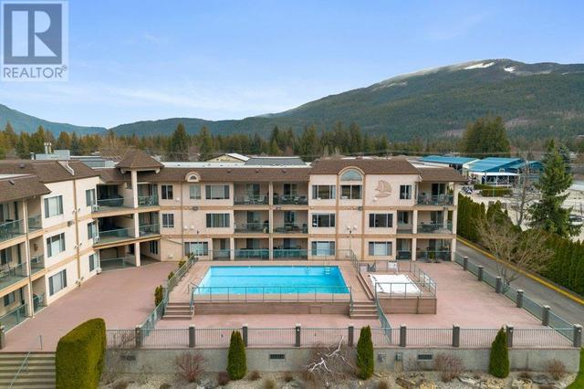 314 - 1002 Riverside Avenue, Condo with 2 bedrooms, 2 bathrooms and 2 parking in Sicamous BC | Image 1