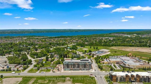 425 - 681 Yonge St, Condo with 2 bedrooms, 2 bathrooms and 1 parking in Barrie ON | Image 9