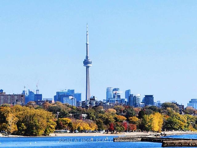 LPH11 - 2083 Lake Shore Blvd W, Condo with 2 bedrooms, 2 bathrooms and 1 parking in Toronto ON | Image 21