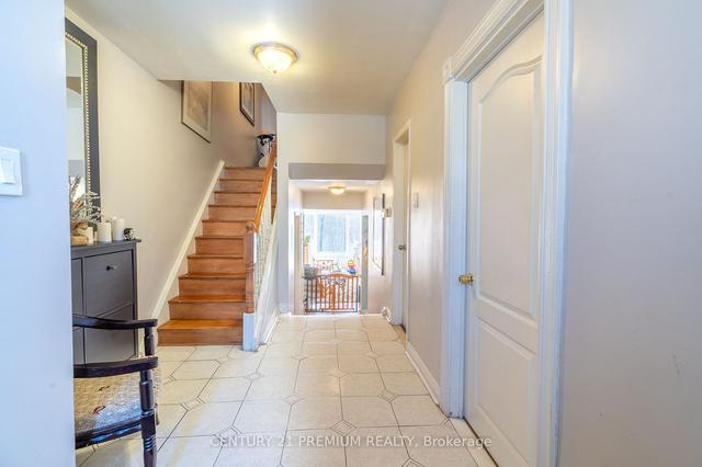 9 Northover St, House semidetached with 3 bedrooms, 3 bathrooms and 2 parking in Toronto ON | Image 23
