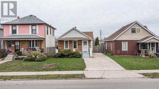 859 Wellington, House detached with 2 bedrooms, 1 bathrooms and null parking in Windsor ON | Image 27