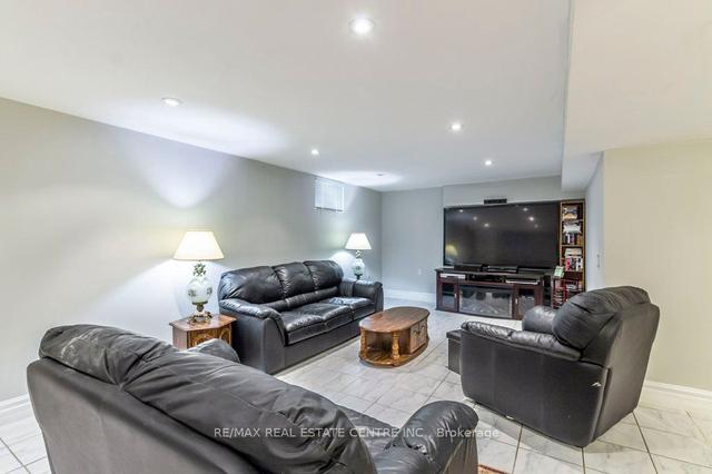 2485 Privet Cres, House detached with 3 bedrooms, 4 bathrooms and 5 parking in Mississauga ON | Image 17