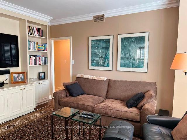 1002 - 1132 Bay St, Condo with 2 bedrooms, 3 bathrooms and 1 parking in Toronto ON | Image 10
