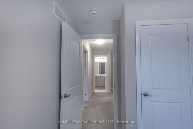 112 Seabrook Dr, Townhouse with 2 bedrooms, 3 bathrooms and 1 parking in Kitchener ON | Image 17