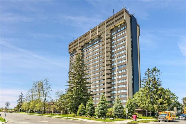 1105 - 1285 Cahill Dr, Condo with 3 bedrooms, 2 bathrooms and 2 parking in Ottawa ON | Image 1