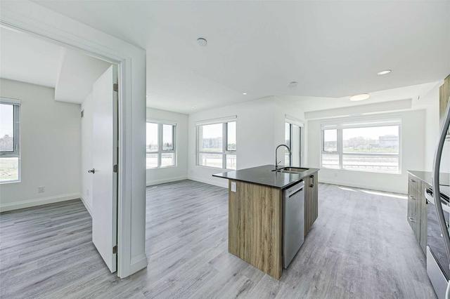 58 Lakeside Ter, Condo with 2 bedrooms, 2 bathrooms and 1 parking in Barrie ON | Image 15