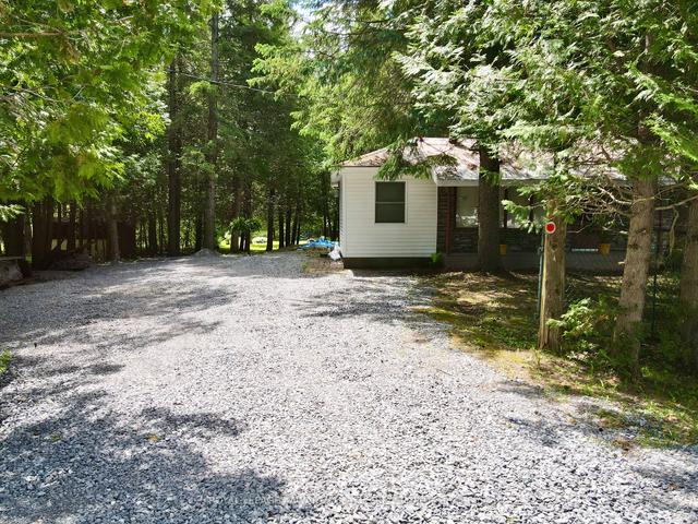 81 Mcguire Beach Rd, House detached with 2 bedrooms, 1 bathrooms and 11 parking in Kawartha Lakes ON | Image 30