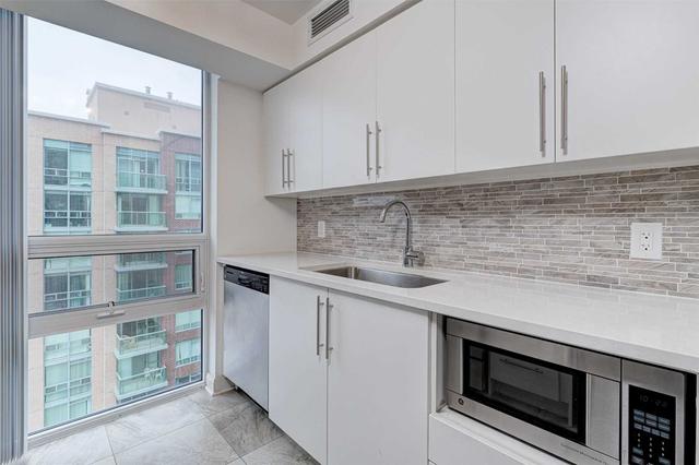 1110 - 1 Michael Power Pl, Condo with 2 bedrooms, 2 bathrooms and 1 parking in Toronto ON | Image 21