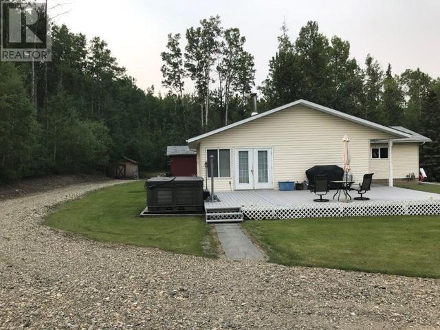 13292 Fell Road, House detached with 3 bedrooms, 2 bathrooms and null parking in Peace River C BC | Image 29