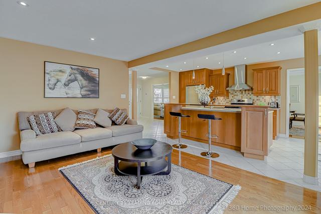 53 Marsh St, House detached with 4 bedrooms, 4 bathrooms and 4 parking in Richmond Hill ON | Image 7
