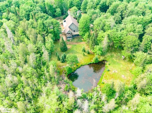 2411 118 E. Highway, House detached with 4 bedrooms, 3 bathrooms and null parking in Bracebridge ON | Image 23