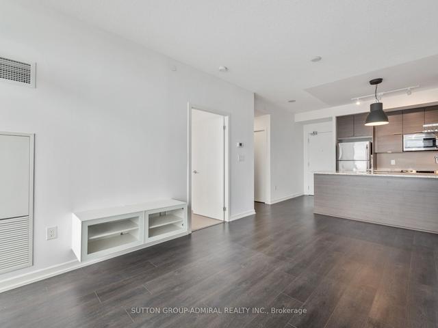 1105 - 66 Forest Manor Rd, Condo with 1 bedrooms, 1 bathrooms and 1 parking in Toronto ON | Image 5