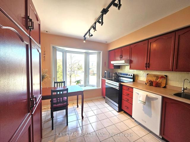 19 - 1234 Upper Village Dr, Townhouse with 3 bedrooms, 4 bathrooms and 2 parking in Mississauga ON | Image 5
