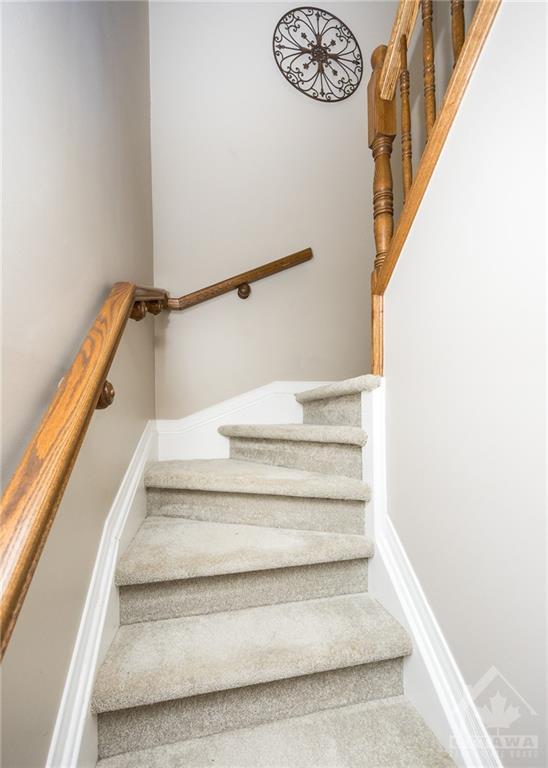 101 Crampton Dr, Townhouse with 3 bedrooms, 2 bathrooms and 3 parking in Carleton Place ON | Image 13