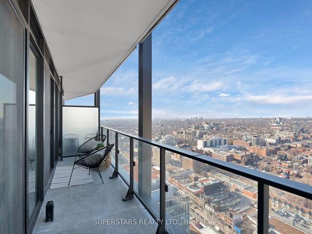3306 - 125 Peter St, Condo with 1 bedrooms, 1 bathrooms and 0 parking in Toronto ON | Image 3