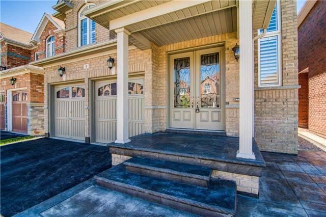 4 Dormington Cres, House detached with 4 bedrooms, 3 bathrooms and 4 parking in Brampton ON | Image 2