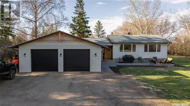 9 Gregory Ave, House detached with 3 bedrooms, 3 bathrooms and null parking in White City SK | Image 1