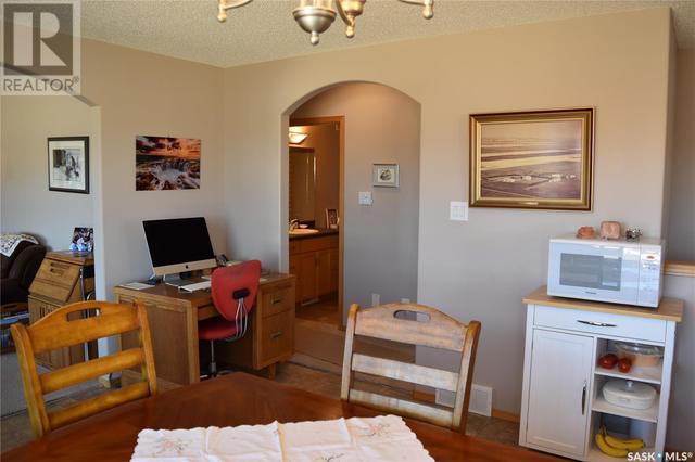 302 Richard Street, House detached with 3 bedrooms, 3 bathrooms and null parking in Manitou Beach SK | Image 14