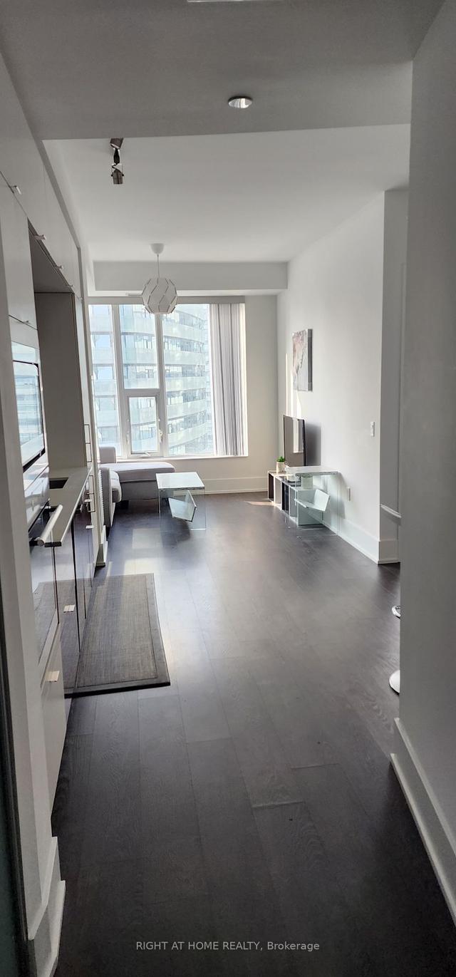 3712 - 10 York St, Condo with 1 bedrooms, 1 bathrooms and 0 parking in Toronto ON | Image 16