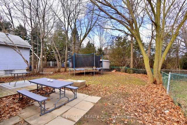 164 Whitney Ave, House detached with 2 bedrooms, 2 bathrooms and 2 parking in Hamilton ON | Image 22