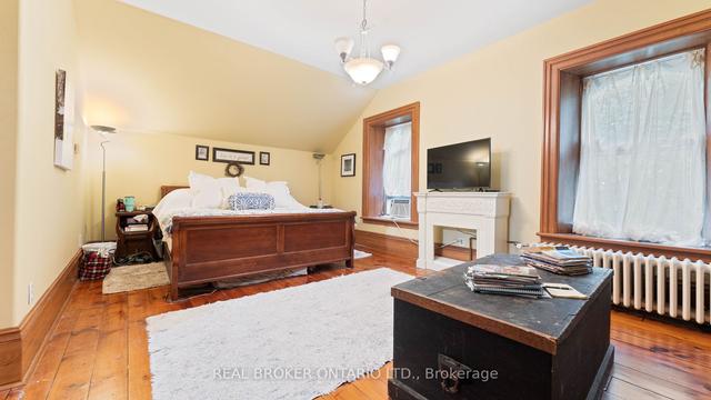 61 King St N, House detached with 6 bedrooms, 4 bathrooms and 4 parking in Brant ON | Image 22