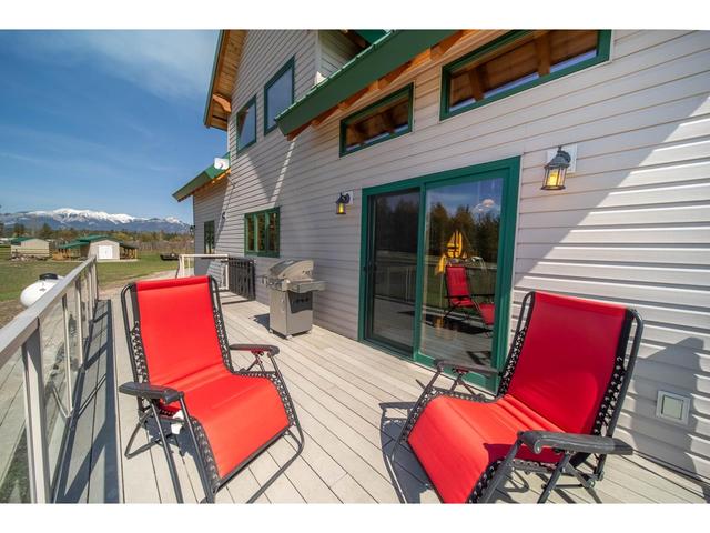779 Sundown Lane, House detached with 3 bedrooms, 4 bathrooms and null parking in East Kootenay B BC | Image 58