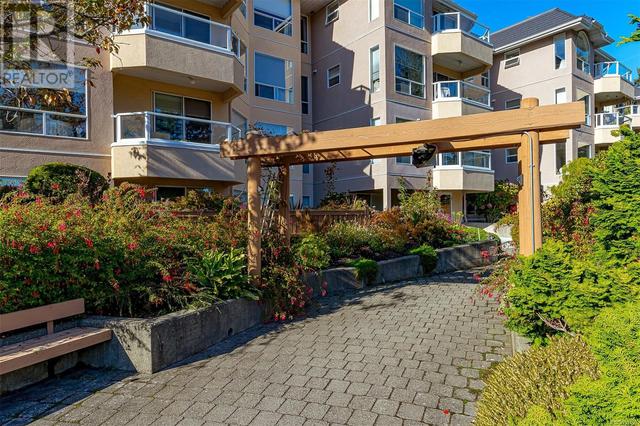 3185 - 2600 Ferguson Rd, Condo with 2 bedrooms, 2 bathrooms and 2 parking in Central Saanich BC | Image 15