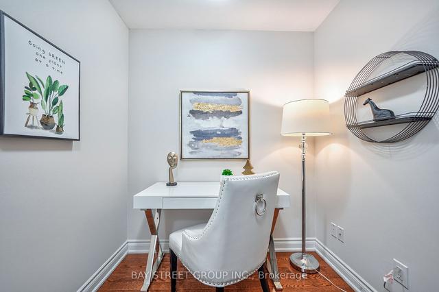 12 - 70 Hargrave Lane, Townhouse with 3 bedrooms, 3 bathrooms and 2 parking in Toronto ON | Image 17