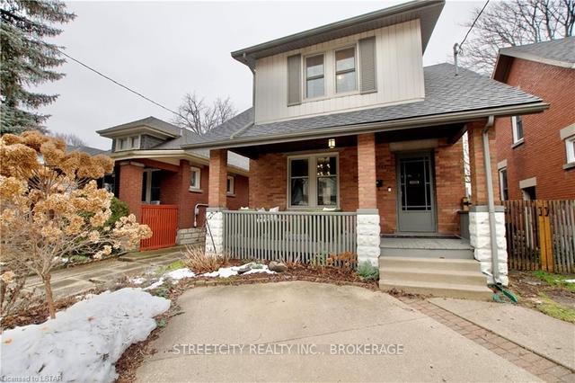 487 Woodman Ave, House detached with 3 bedrooms, 2 bathrooms and 1 parking in London ON | Image 1