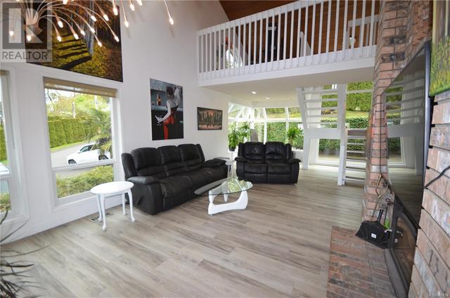 235 King Rd, House detached with 3 bedrooms, 3 bathrooms and 8 parking in Nanaimo BC | Image 14