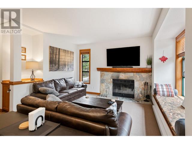 13 - 4652 Blackcomb Way, House attached with 2 bedrooms, 2 bathrooms and 1 parking in Whistler BC | Image 5