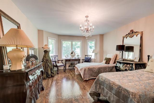 11 Blaketon Rd, House detached with 4 bedrooms, 3 bathrooms and 6 parking in Toronto ON | Image 19