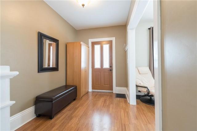 119 Arthur St, House detached with 3 bedrooms, 2 bathrooms and 1 parking in Brantford ON | Image 2