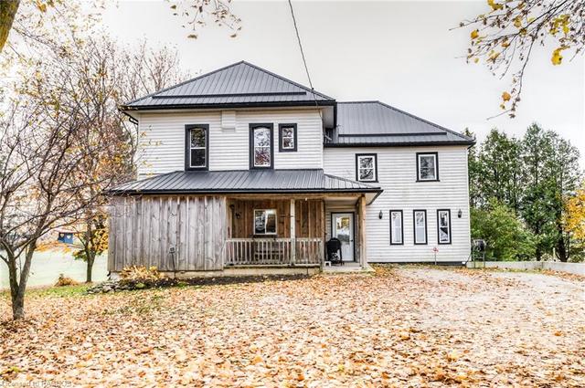 1835 Concession 2, House detached with 5 bedrooms, 2 bathrooms and 13 parking in South Bruce ON | Image 1