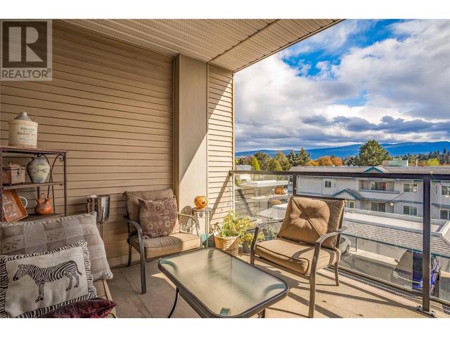 303 - 135 Ziprick Road, Condo with 2 bedrooms, 2 bathrooms and 2 parking in Kelowna BC | Image 19