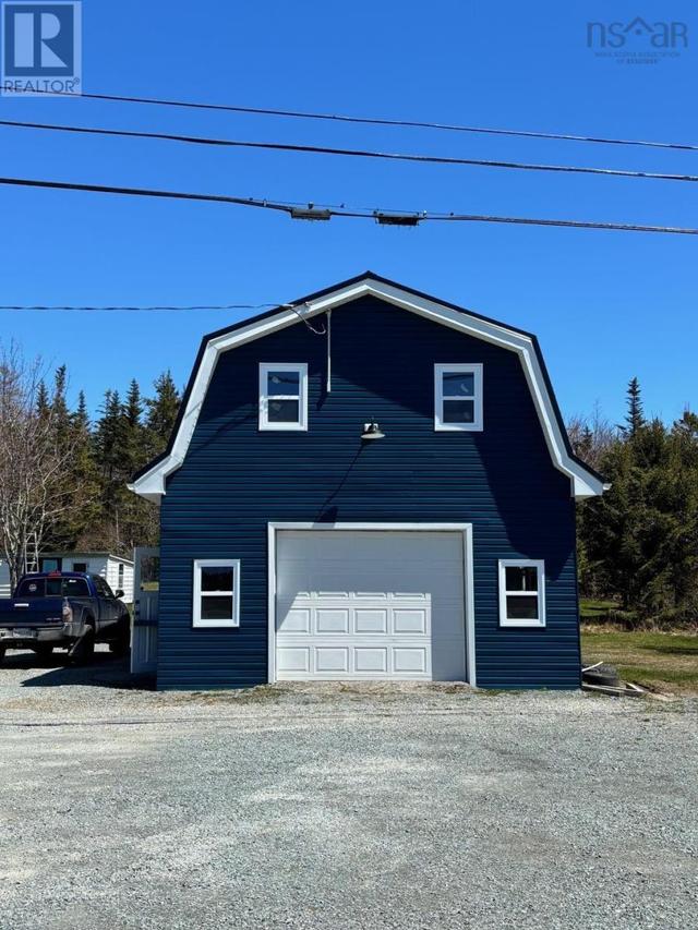 23079 Highway 7, House detached with 3 bedrooms, 1 bathrooms and null parking in Halifax NS | Image 3