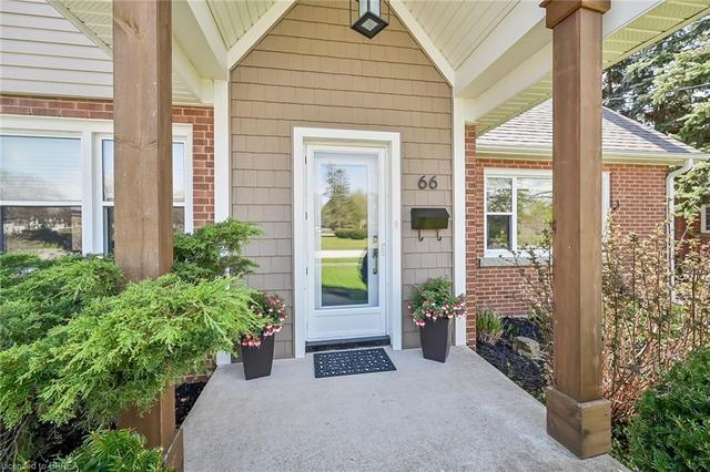 66 Elm St, House detached with 4 bedrooms, 2 bathrooms and 8 parking in Brantford ON | Image 45