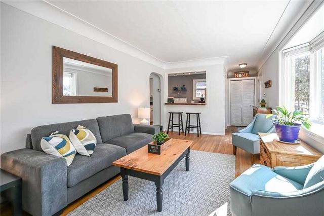 4 Janis Crt, House detached with 2 bedrooms, 1 bathrooms and 2 parking in Hamilton ON | Image 33