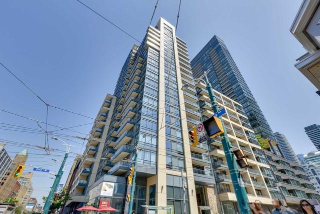 817 - 438 King St W, Condo with 2 bedrooms, 2 bathrooms and 1 parking in Toronto ON | Image 1