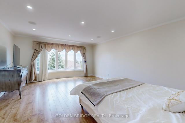29 Ormsby Ct, House detached with 4 bedrooms, 5 bathrooms and 6 parking in Richmond Hill ON | Image 10