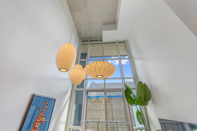 329 - 5 Hanna Ave, Condo with 1 bedrooms, 2 bathrooms and 1 parking in Toronto ON | Image 27