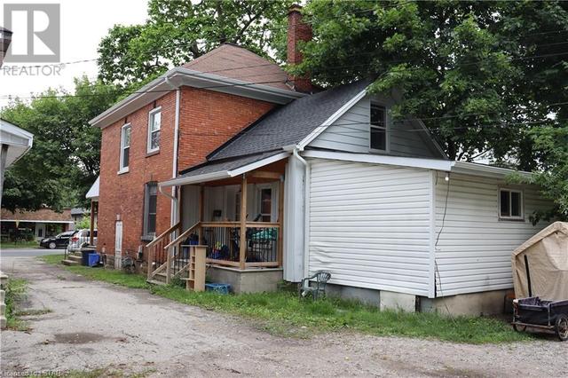 200 Talbot St E, House other with 4 bedrooms, 2 bathrooms and 4 parking in Aylmer ON | Image 9
