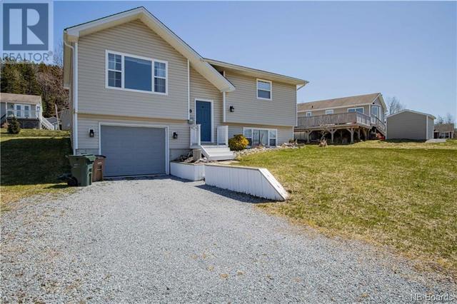 8 Hawkes Dr, House detached with 3 bedrooms, 1 bathrooms and null parking in Saint John NB | Image 4