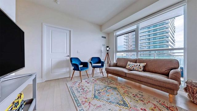 1908 - 33 Shore Breeze Dr, Condo with 1 bedrooms, 1 bathrooms and 1 parking in Toronto ON | Image 2